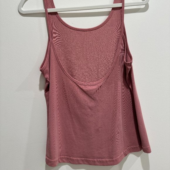 Oyanus Pink Tank Top - Picture 2 of 5